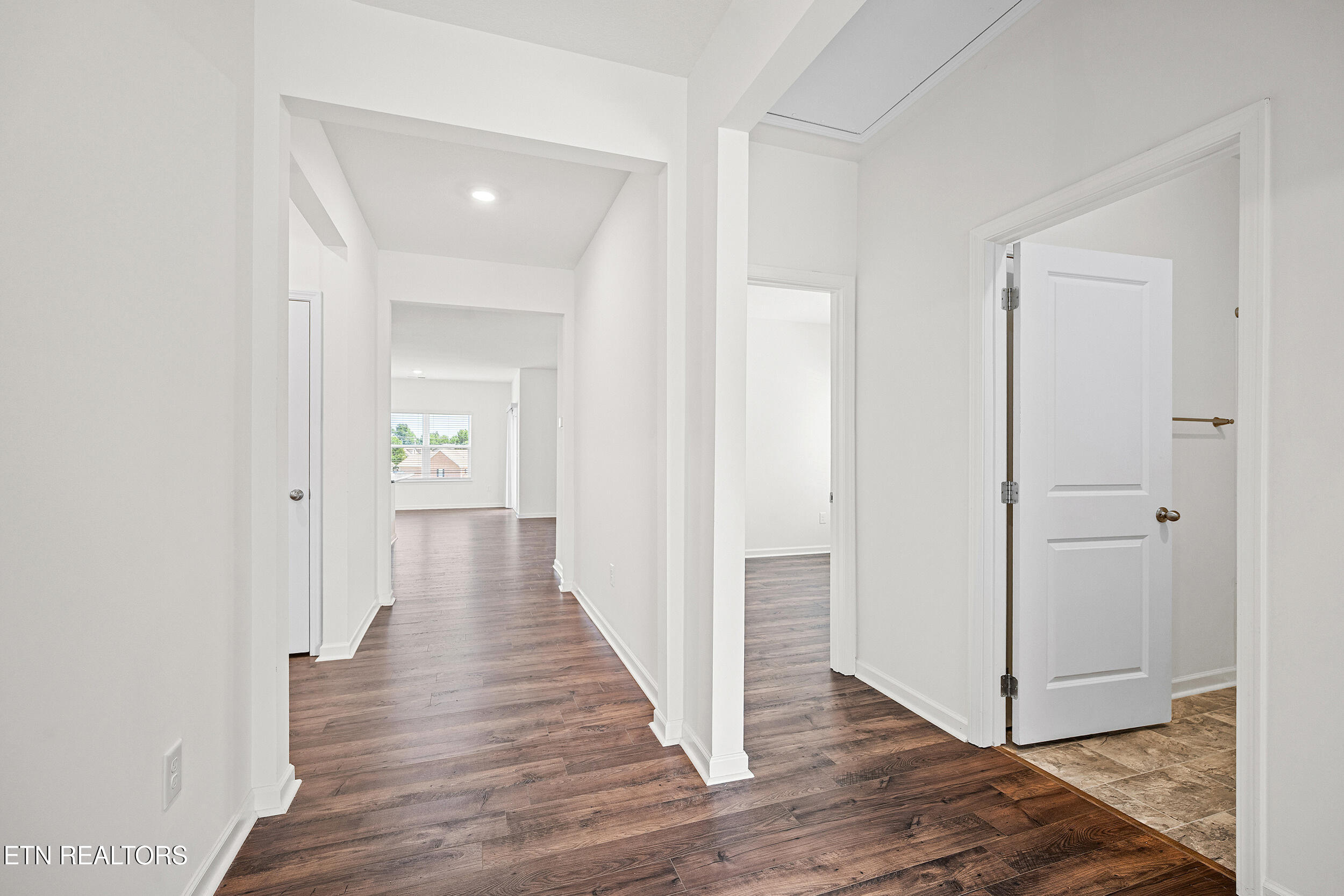 2329 Stream View Lane Morristown, TN 37814 - Photo 4 of 29 2329 stream view 004