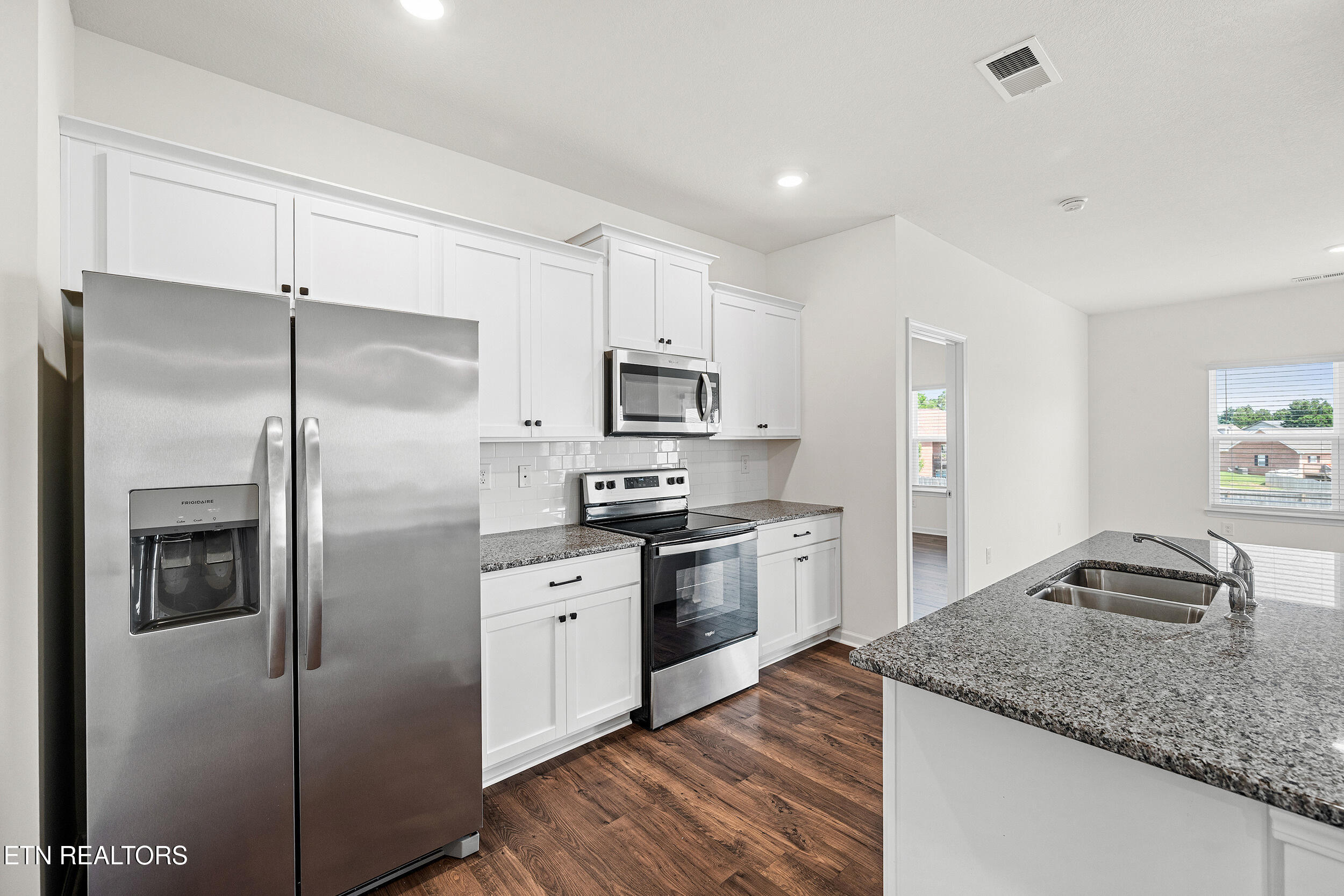 2329 Stream View Lane Morristown, TN 37814 - Photo 6 of 29 2329 stream view 006