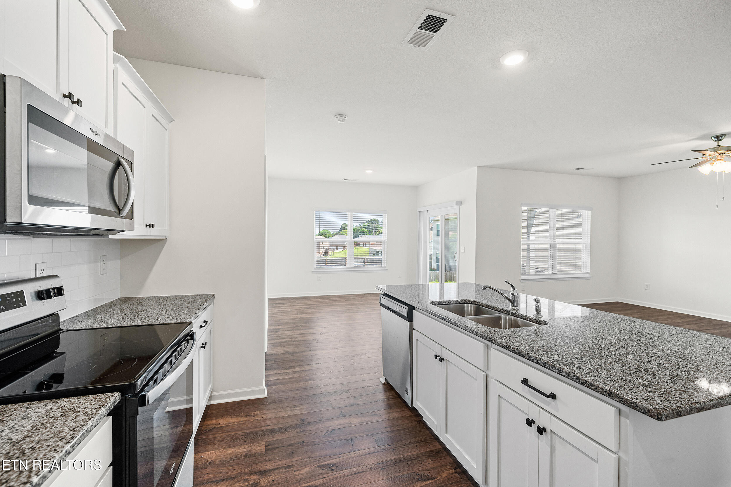 2329 Stream View Lane Morristown, TN 37814 - Photo 7 of 29 2329 stream view 007