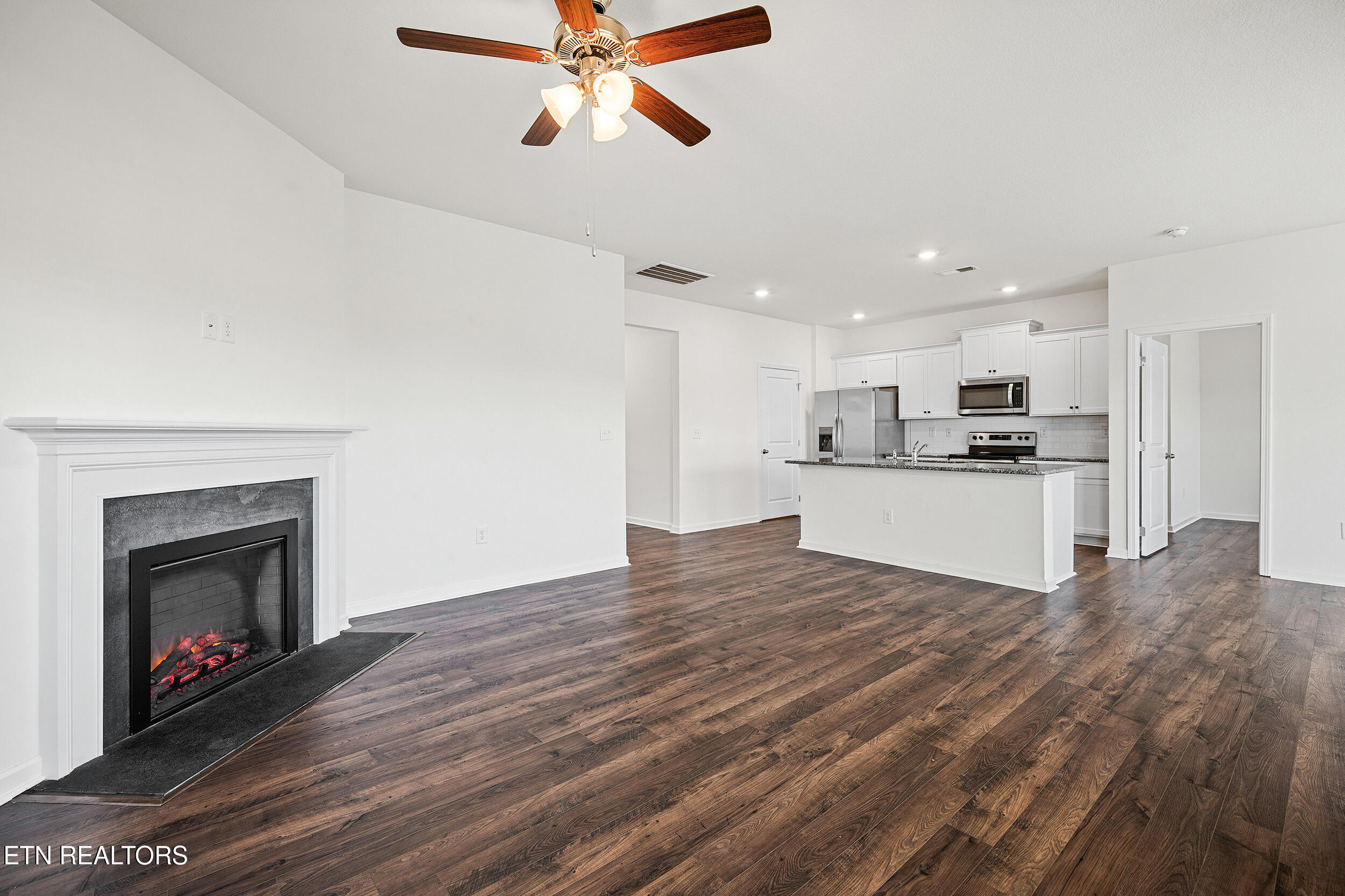 2329 Stream View Lane Morristown, TN 37814 - Photo 10 of 29 2329 stream view 010