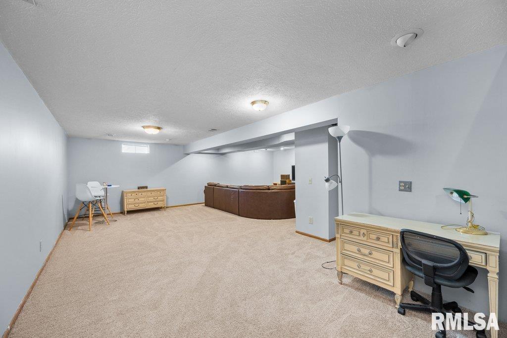 4540 Trails End Road Bettendorf, IA 52722 - Photo 20 of 37