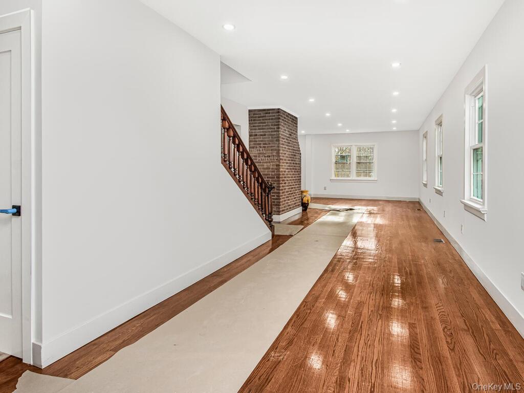 15 Lakeview Road North Salem, NY 10560 - Photo 6 of 20 Hallway showing the beautiful wood