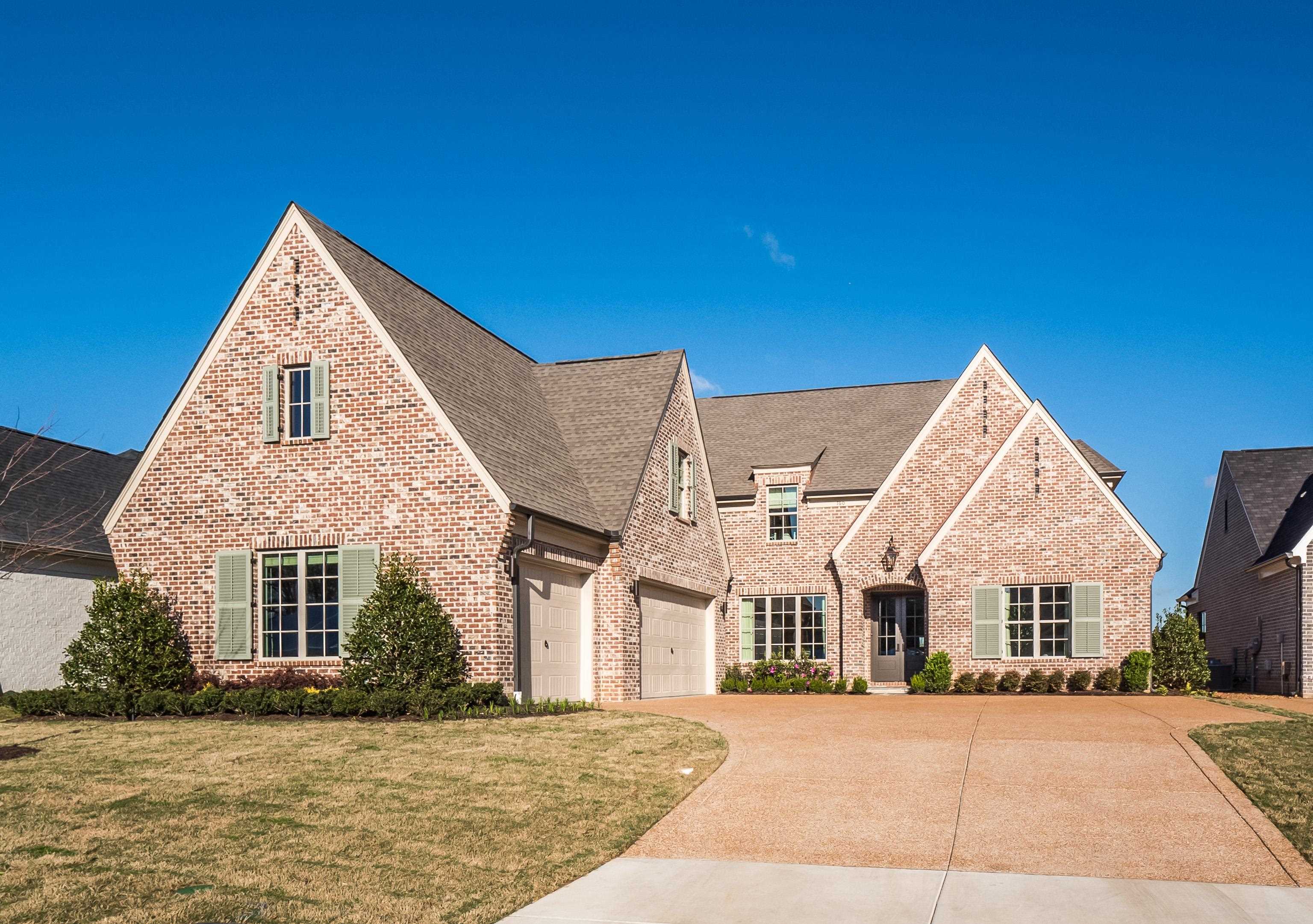 760 Cardinal Cove Collierville, TN 38017 - Photo 2 of 40 a view of a house with a yard