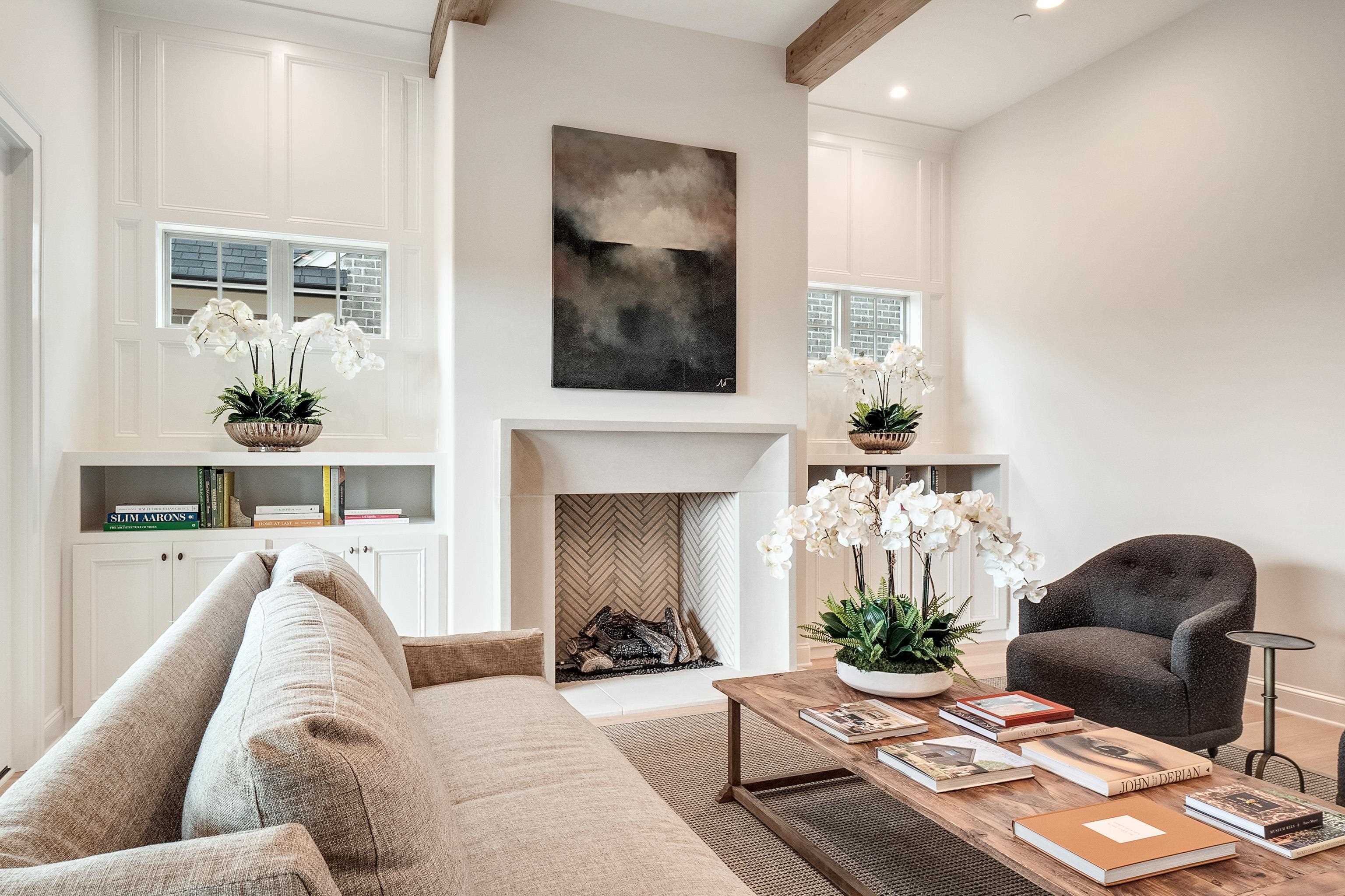 760 Cardinal Cove Collierville, TN 38017 - Photo 9 of 40 a living room with furniture and a fireplace