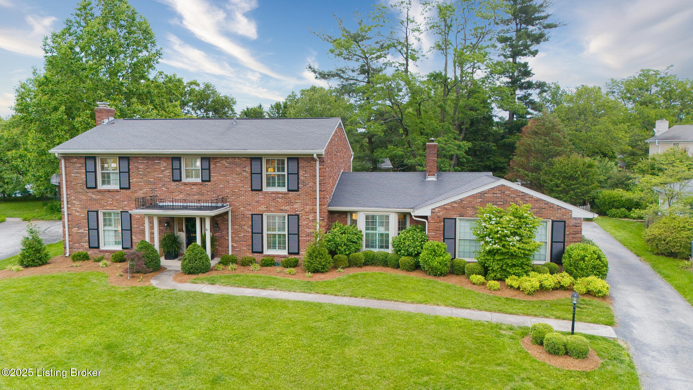 3005 Lightheart Road Louisville, KY 40222 - Photo 40 of 42 DJI_20250522194005_0102_D