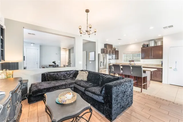 $397,999 | 4217 Walnut Glen Drive, Las Vegas, NV 89115