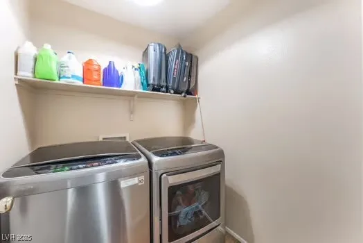 $397,999 | 4217 Walnut Glen Drive, Las Vegas, NV 89115