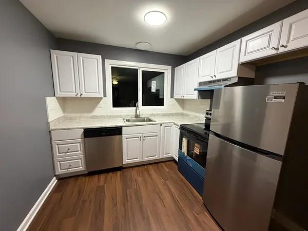 $1,500 | 1100 9th Street, Unit 1, Harvard, IL 60033
