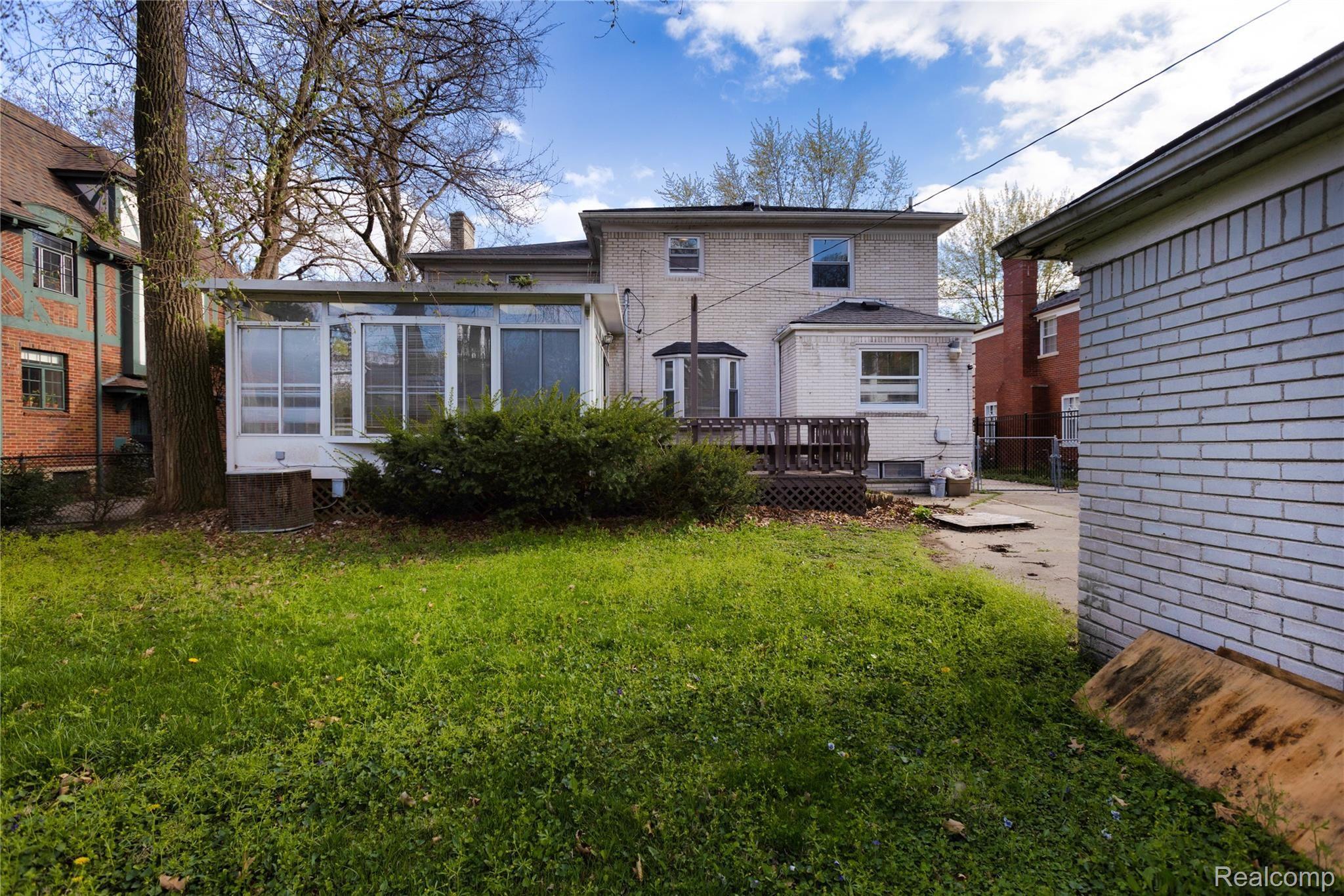 3430 Sherbourne Road Detroit, MI 48221 - Photo 56 of 56 DETROIT HOUSE-23.jpg