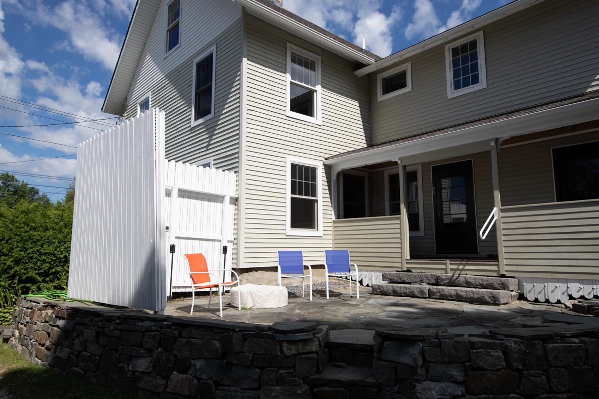 66 Stratton Road Rutland, VT 05701 - Photo 3 of 36