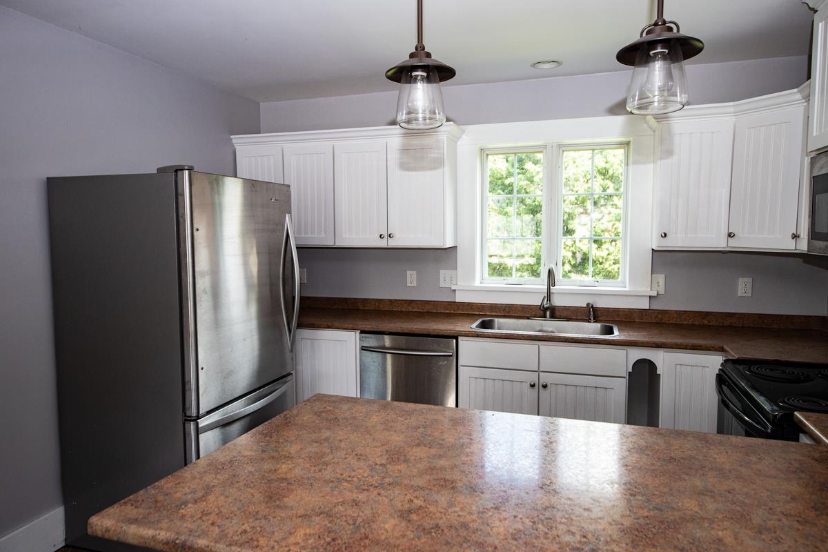 66 Stratton Road Rutland, VT 05701 - Photo 6 of 36