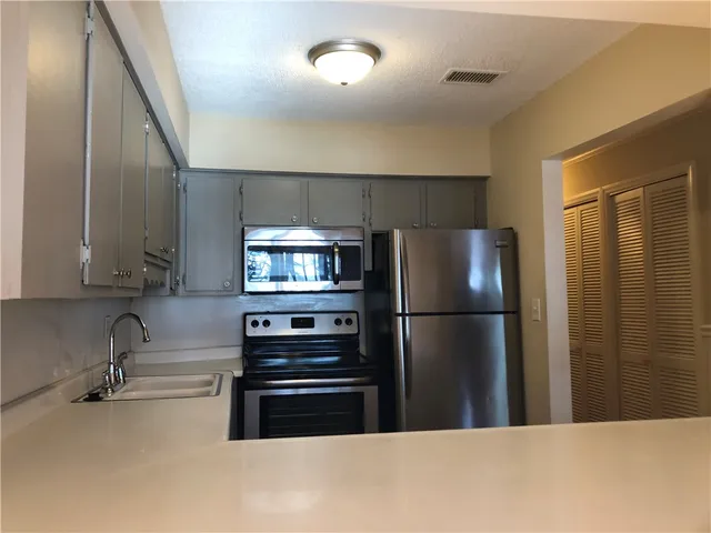 $1,250 | 10 C Hartwell Villas, Anderson, SC 29626