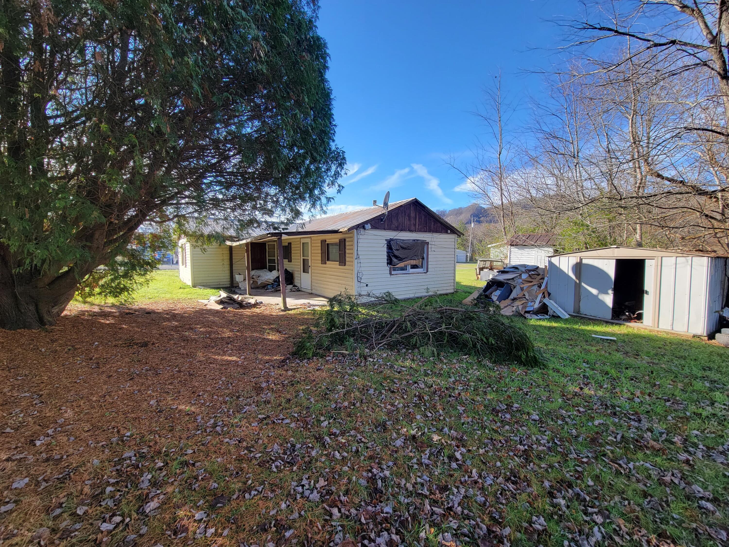 11719 Albemarle Road Coeburn, VA 24230 - Photo 8 of 14 8