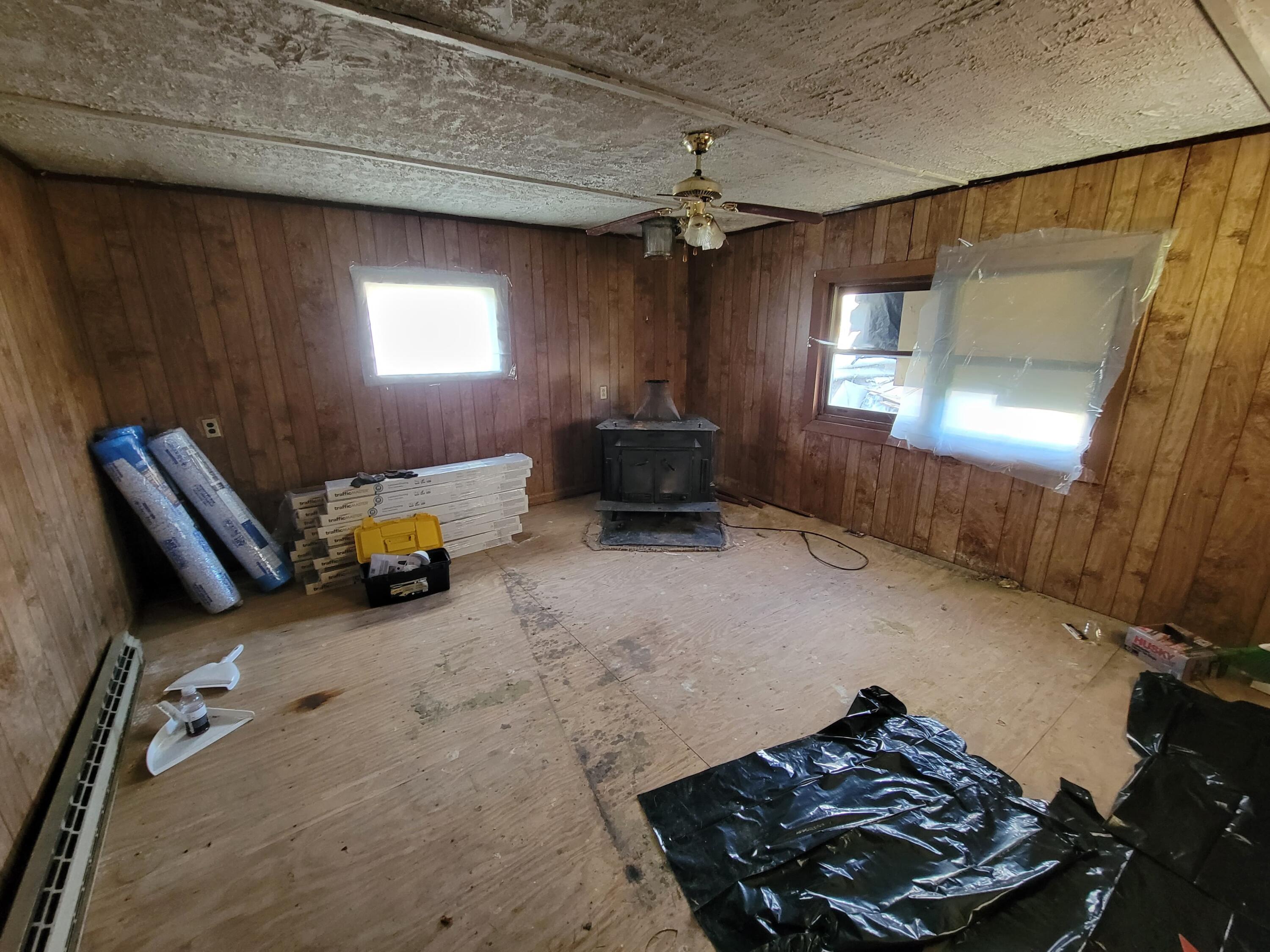 11719 Albemarle Road Coeburn, VA 24230 - Photo 9 of 14 9