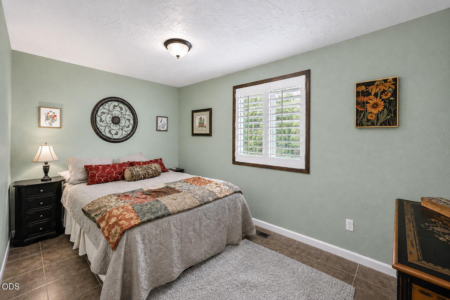 6085 Walden Lane Talent, OR 97540 - Photo 24 of 53