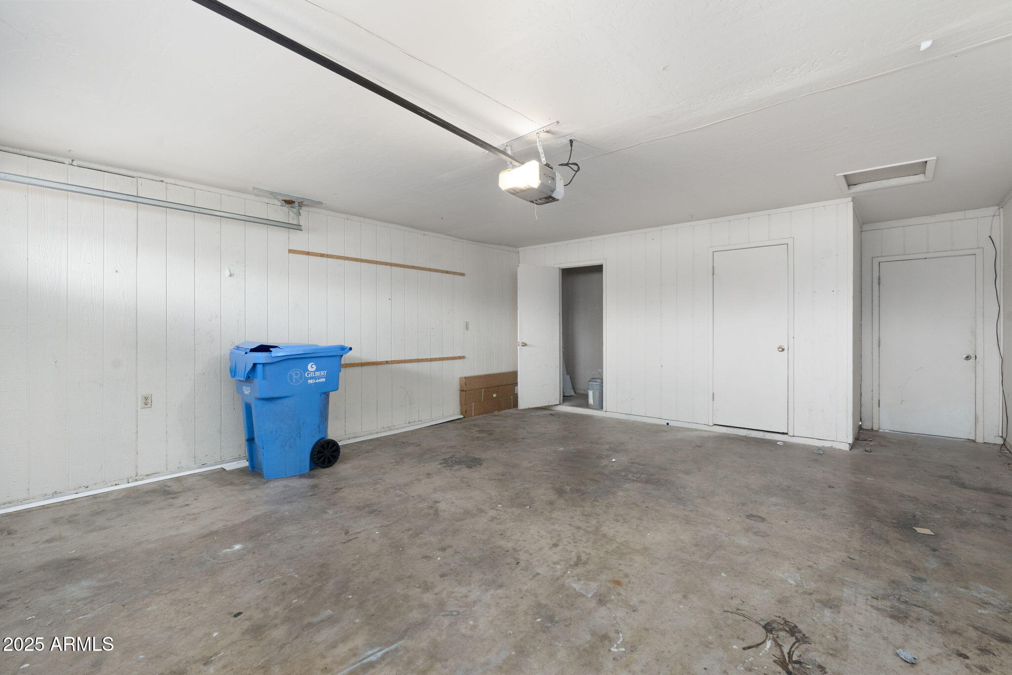 17 South Cholla Street Gilbert, AZ 85233 - Photo 36 of 37 a view of an empty room