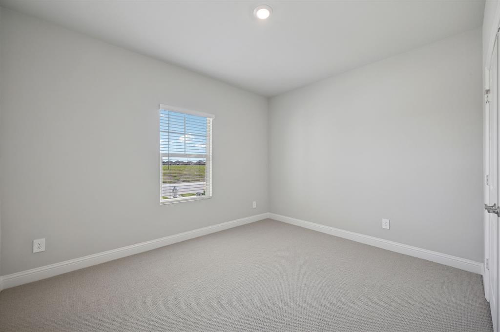 1418 Winters Way McKinney, TX 75071 - Photo 18 of 30 Photo is not of the actual home, but is an inspirational photo of builder’s model home and may depict options, furnishings, and/or decorator features that are not included.