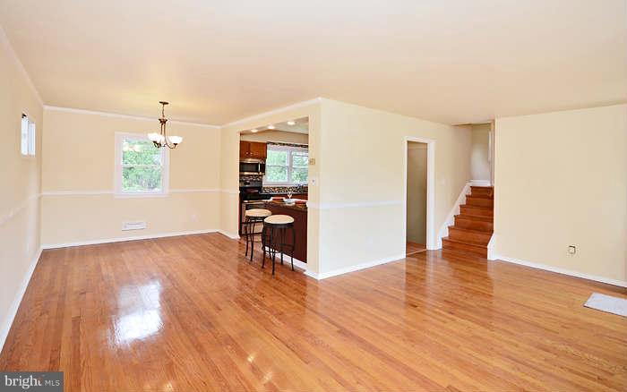 1849 Wycliffe Road Baltimore, MD 21234 - Photo 3 of 15 Dining Room