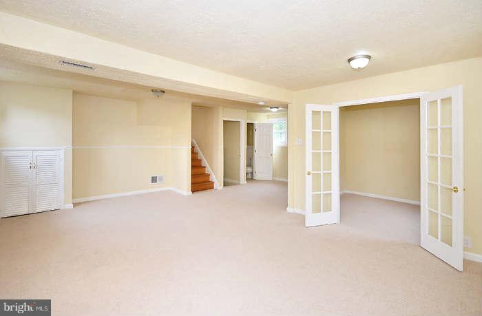 1849 Wycliffe Road Baltimore, MD 21234 - Photo 8 of 15 Family Room