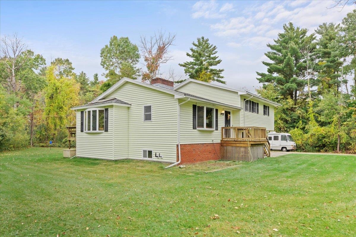 1063 Middle Pownal Road Bennington, VT 05201 - Photo 21 of 38 Gallery Image 21