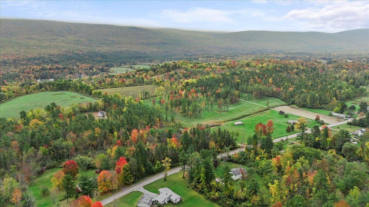 1063 Middle Pownal Road Bennington, VT 05201 - Photo 27 of 38 Gallery Image 27