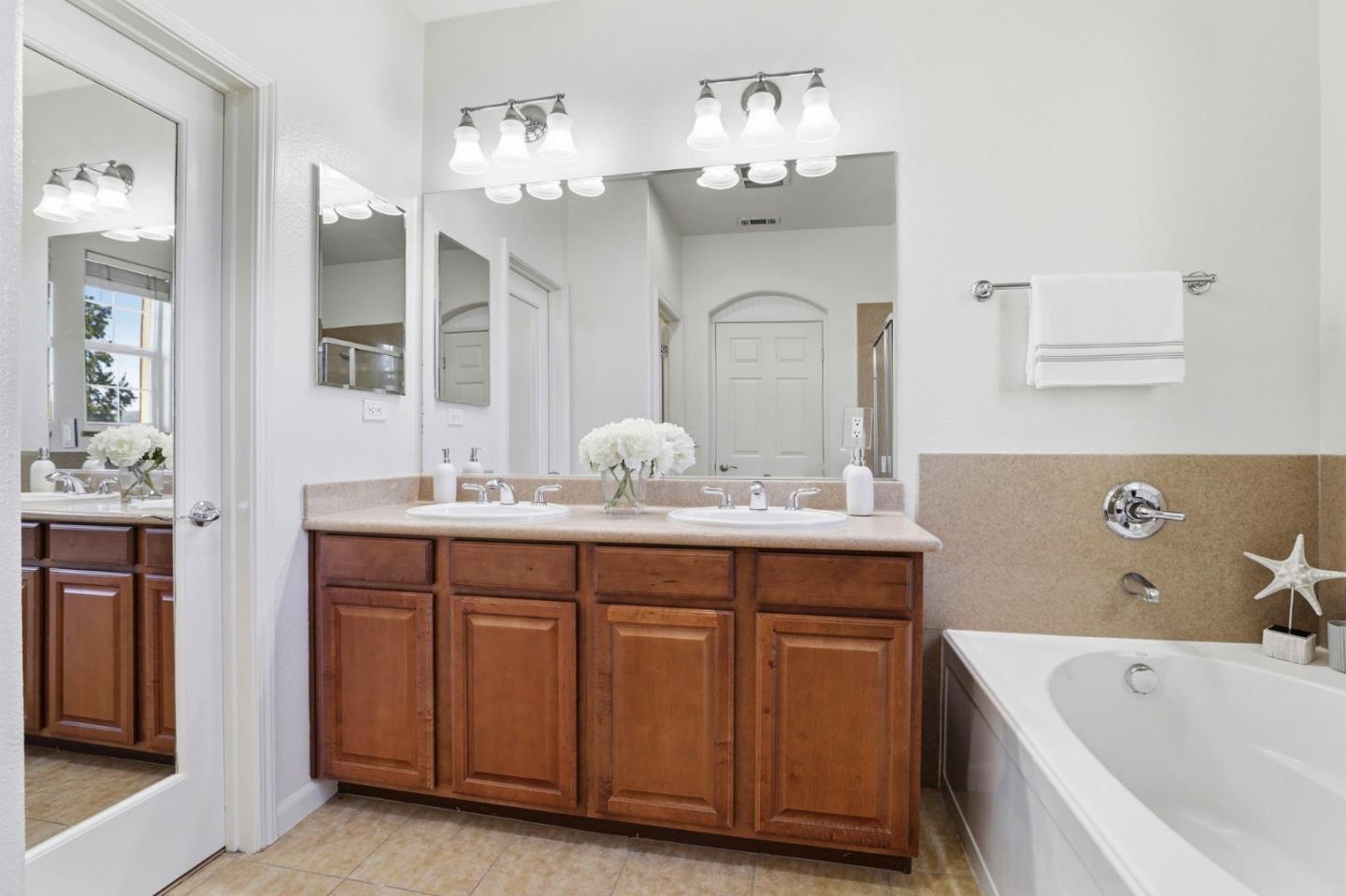 500 Alvarez Common Milpitas, CA 95035 - Photo 23 of 41