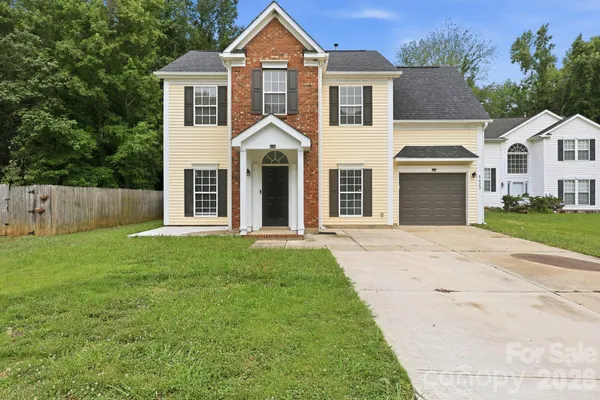 $349,900 | 5423 Starflower Drive, Charlotte, NC 28215