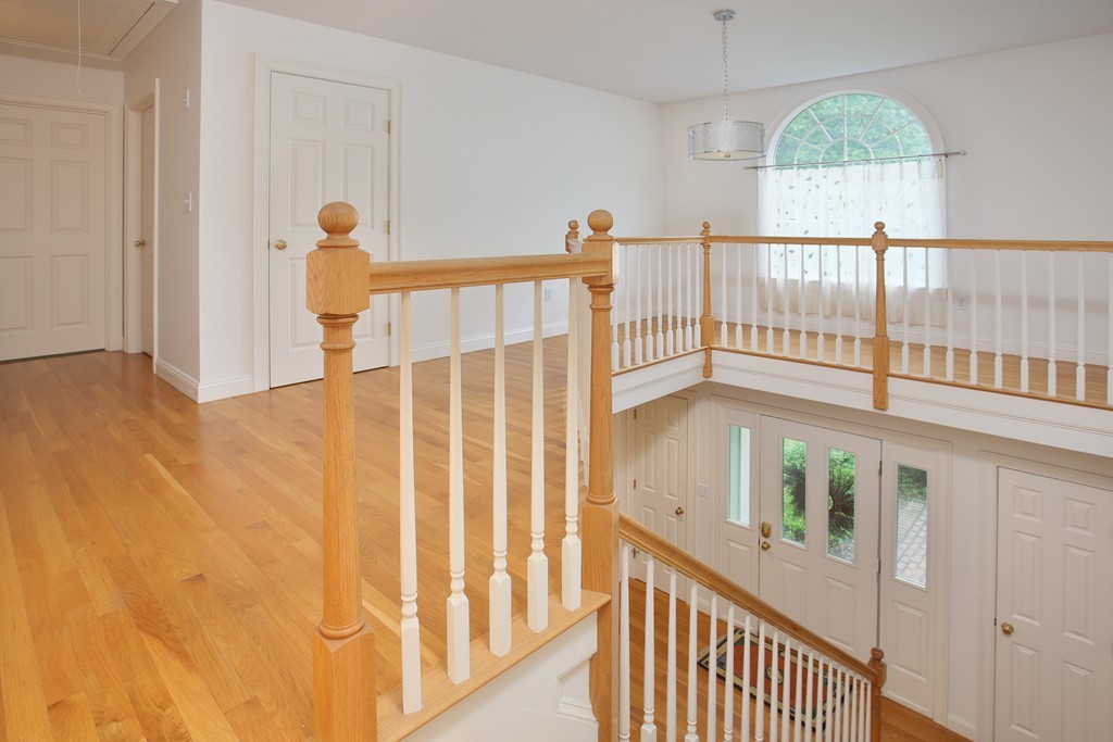 44 Coolidge Farm Road Boxborough, MA 01719 - Photo 7 of 15
