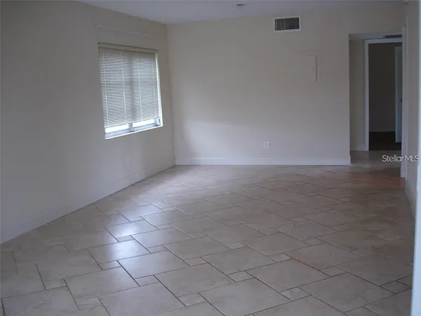 $1,500 | 7211 West Country Club Drive North, Unit 133, Sarasota, FL 34243