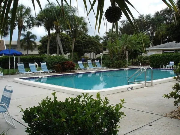 $1,500 | 7211 West Country Club Drive North, Unit 133, Sarasota, FL 34243