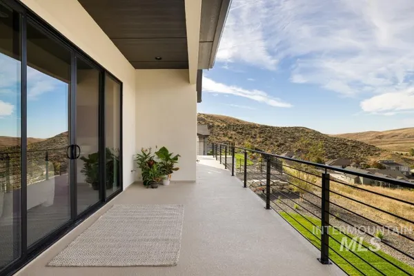 $1,599,900 | 20141 North Swire Grn Way, Boise, ID 83714