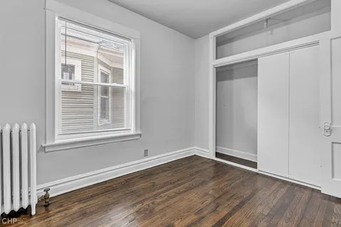 $2,250 | 1942 West Farwell Avenue, Unit 1W, Chicago, IL 60626