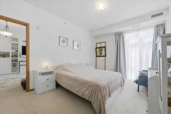 $124,900 | 1776 Maryland Avenue East, Unit 106, St. Paul, MN 55106