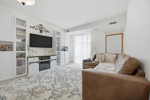 $124,900 | 1776 Maryland Avenue East, Unit 106, St. Paul, MN 55106
