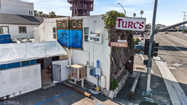 $3,250,000 | 16321 Pacific Coast Highway, Sunset Beach, CA 90742