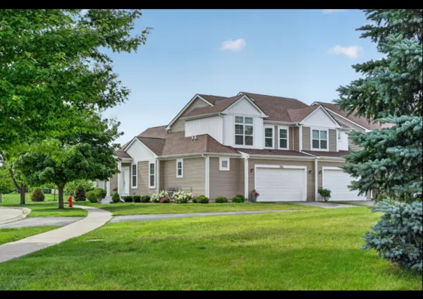$429,900 | 511 Amherst Drive, Sycamore, IL 60178
