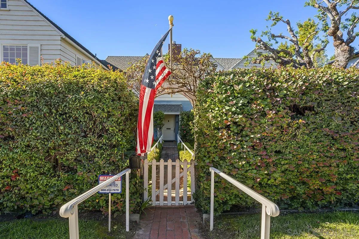 5902 Beaumont Avenue La Jolla, CA 92037 - Photo 3 of 8 a view of a house with a tree