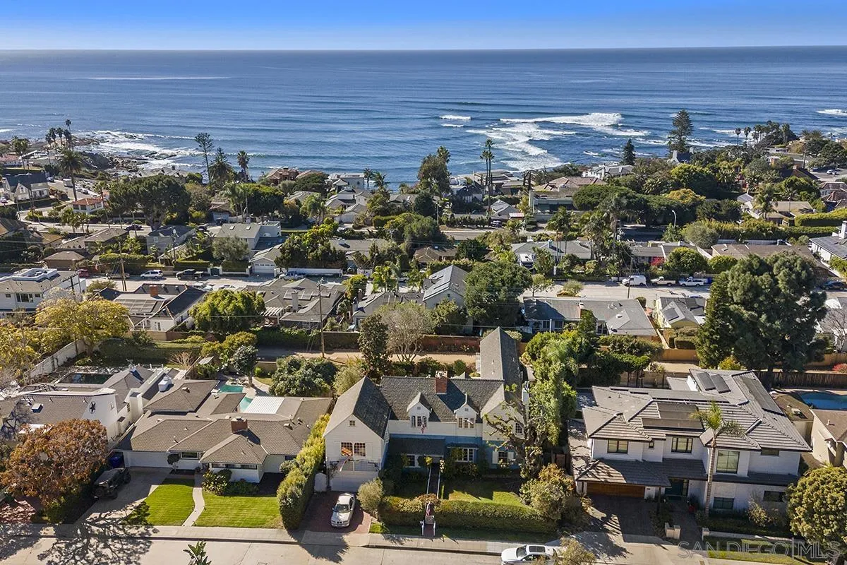 5902 Beaumont Avenue La Jolla, CA 92037 - Photo 6 of 8 an aerial view of multiple house