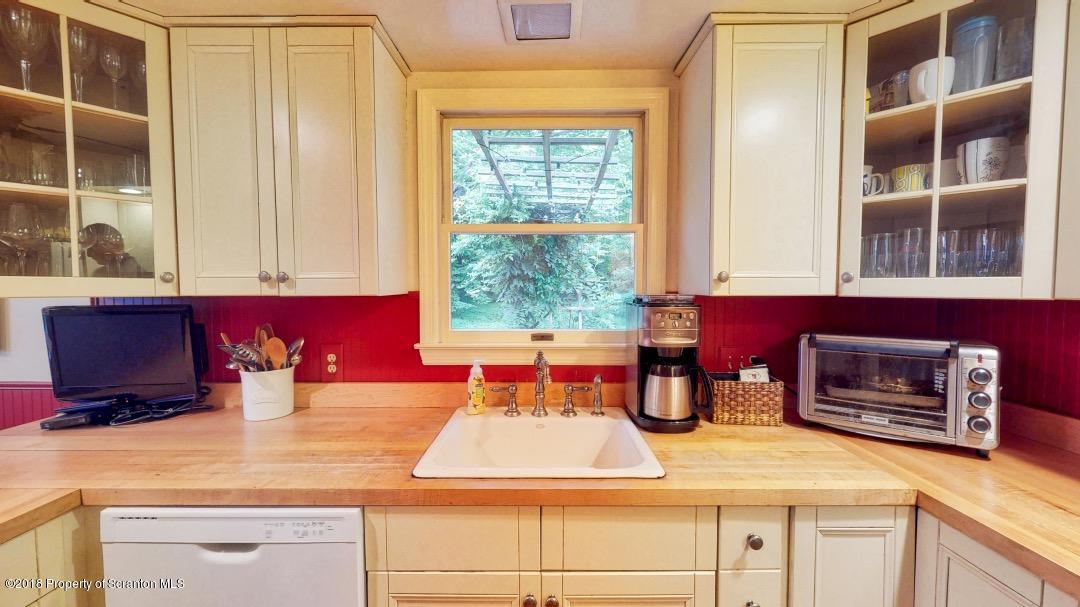 318 Layton Road Clarks Summit, PA 18411 - Photo 20 of 49 Gallery Image 20
