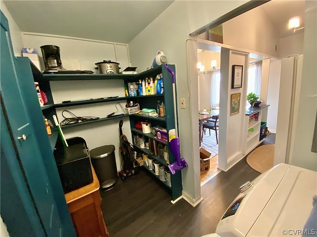 5220 Castlewood Road, Unit F Richmond, VA 23234 - Photo 10 of 26 Laundry & Storage room with shelving.