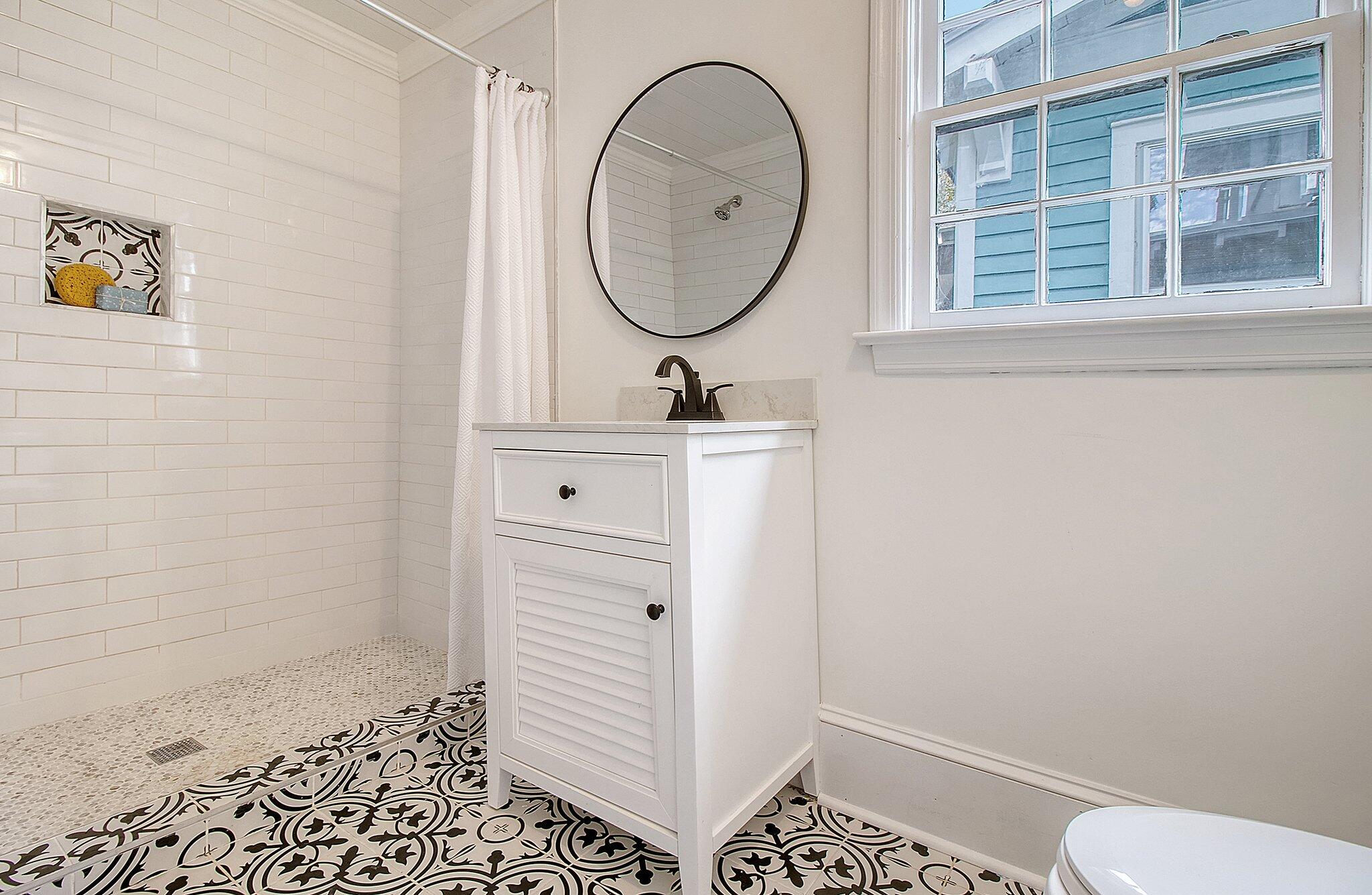 74 Maple Street Charleston, SC 29403 - Photo 29 of 40 13-web-or-mls-CREM_74 Maple St_013