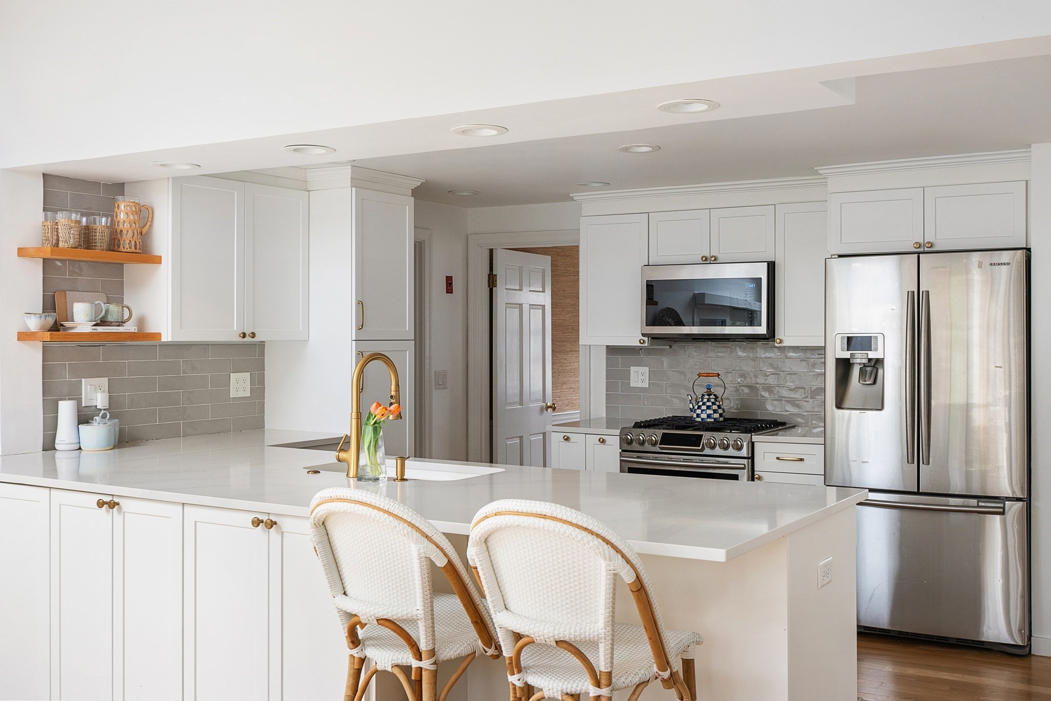 39 River Glen Road Wellesley, MA 02481 - Photo 6 of 34 Gallery Image 6