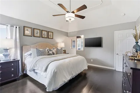 $674,900 | 2229 West 121st Street, Leawood, KS 66209