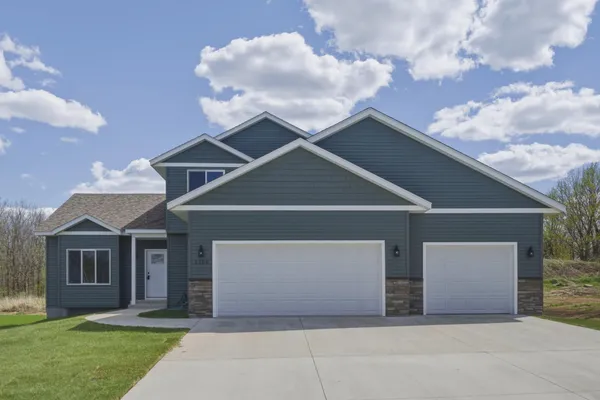 $524,900 | 2125 13th Street Northwest, Faribault, MN 55021