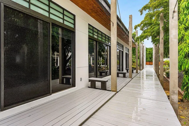 $10,450,000 | 8549 Surrey Lane, Boca Raton, FL 33496