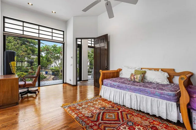 $10,450,000 | 8549 Surrey Lane, Boca Raton, FL 33496