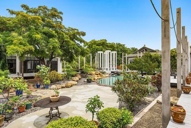 $10,450,000 | 8549 Surrey Lane, Boca Raton, FL 33496