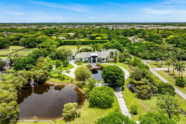 $10,450,000 | 8549 Surrey Lane, Boca Raton, FL 33496