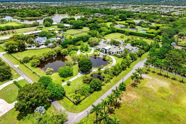 $10,450,000 | 8549 Surrey Lane, Boca Raton, FL 33496