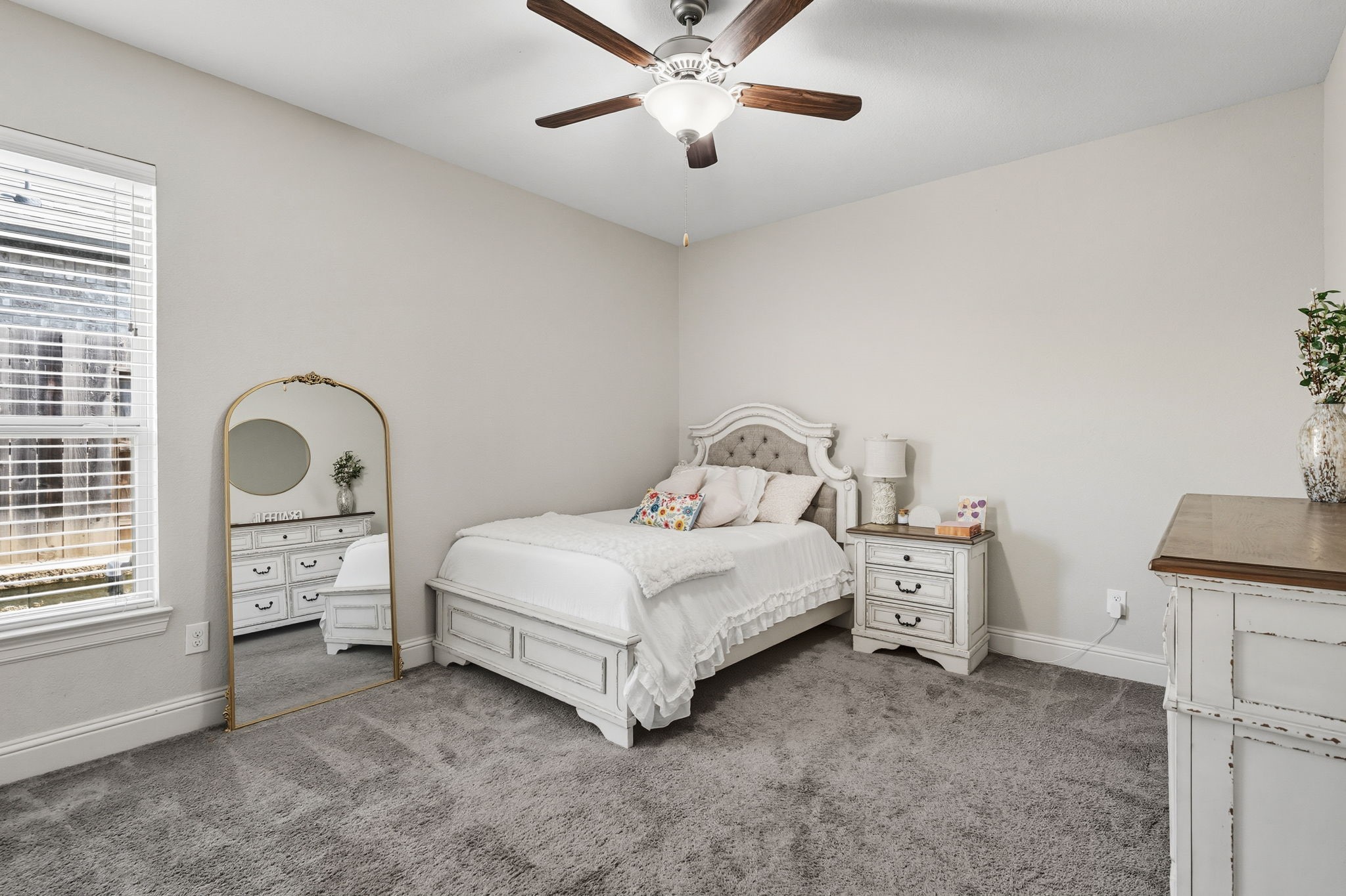 2008 Green Terrace Lane Pinehurst, TX 77362 - Photo 24 of 47 Bedroom #1 is spacious and has a nice walk-in closet, high ceiling, ceiling fan and lots of natural light.